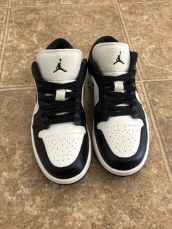 Jordan 1 Low white and black sneakers