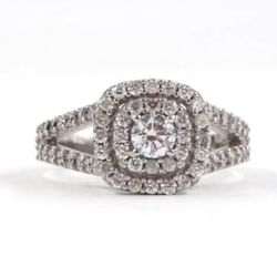 10k White Gold Diamond Ring