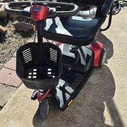 Pride Go-Go Ultra X 3-Wheel