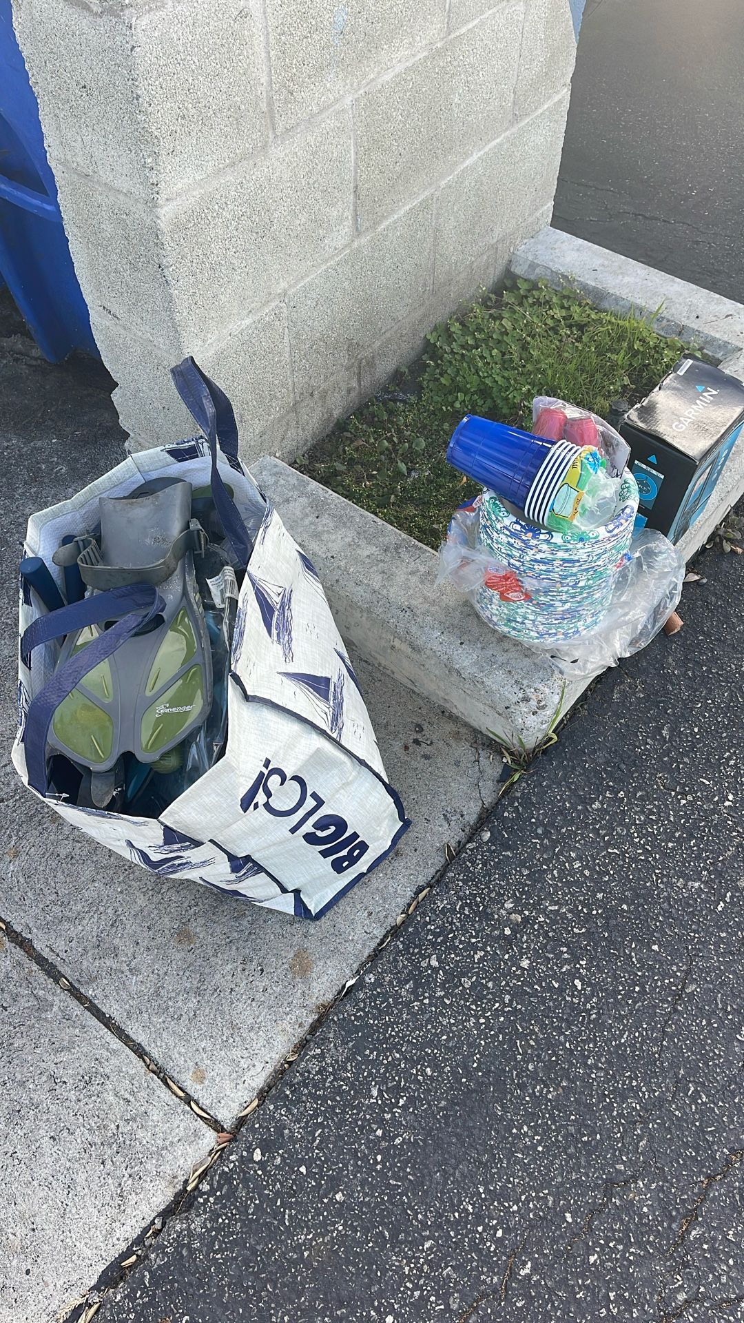 King harbor - Small Bag Of Extra Things