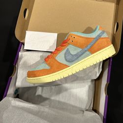 Nike Dunk SB Emerald Rise Sz 9.5