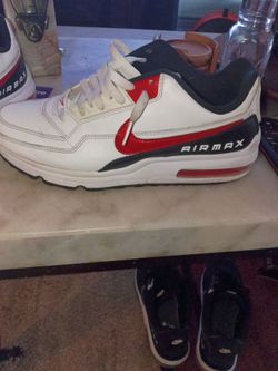 Nike shoes size 10