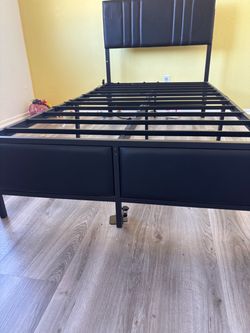 2 Twins beds