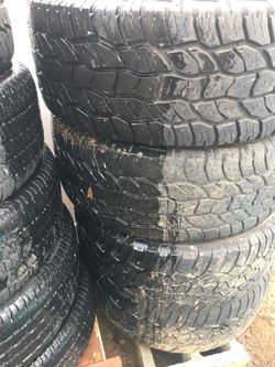 Dodge ram wheals and cooper tires like new 85 percent thread size 20 inch