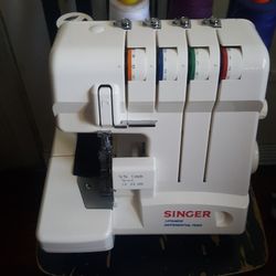Singer Sewing Machine Slightly Used 