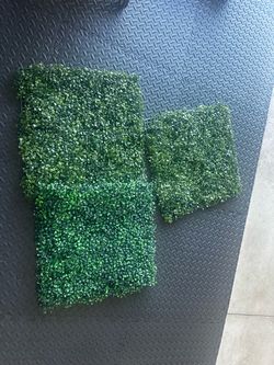 23 Panels of Grass Wall