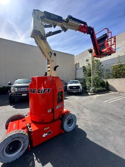 Boom lift