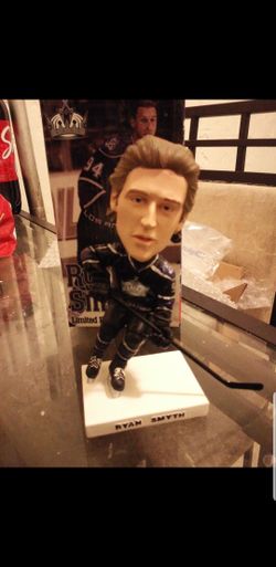 Los Angeles Kings bobblehead