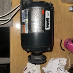 BRAND NEW NEVER USED ELECTRICAL MOTOR 