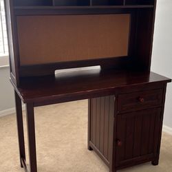 Pottery Barn Kids Desk With Hutch