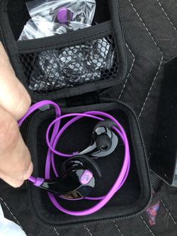 Wireless headphones