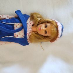 Vintage Blonde Francie Doll In Vintage Concert In The Park