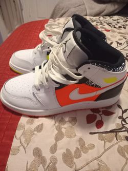 Air Jorda 1 Solo Un Par De Puestas Size 6 Y