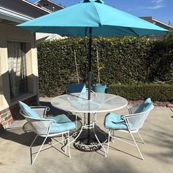 Vintage victorian outdoor dining table