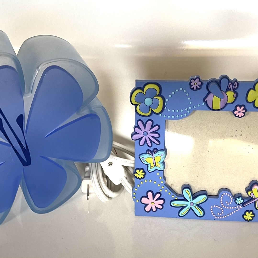 $20.00 Limited Too Bedroom Accessories