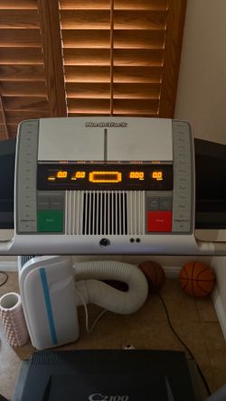 NordicTrack C2100 treadmill