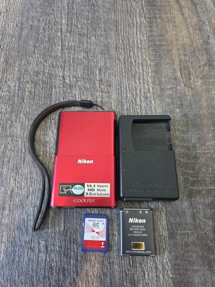 Nikon CoolPix S80 Digital Camera Red 14.1 MP 5X Zoom Touchscreen HD Movie 