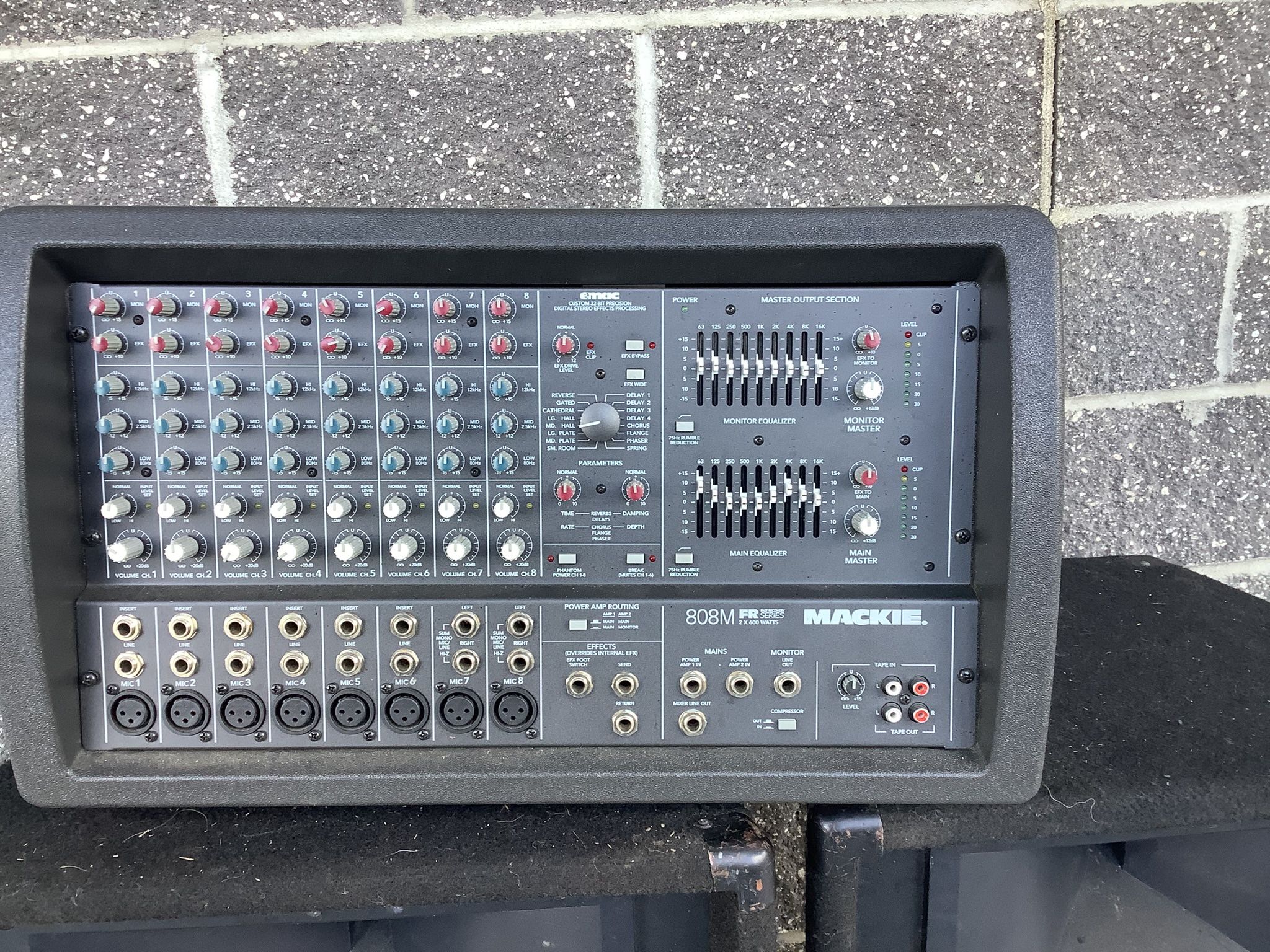 Mackie 808M Powered Mixer