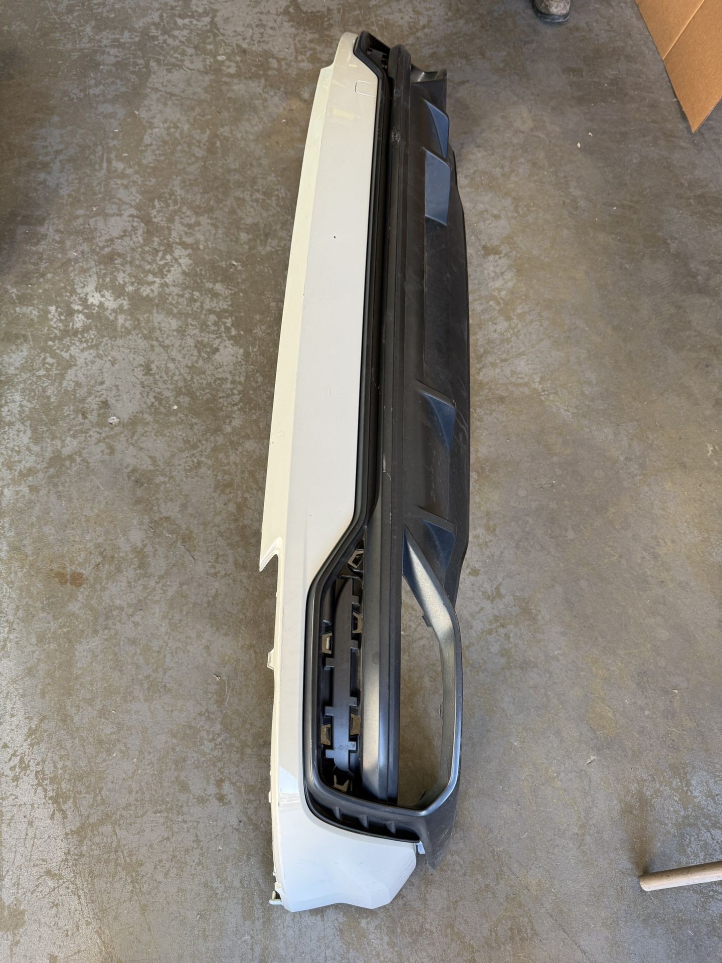 2019 -2024 Audi Q3 Rear Lower Balance