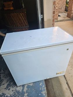 Deep freezer