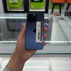 iPhone 15 Pro Max 1TB (Unlocked)