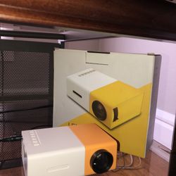 Mini Projector 