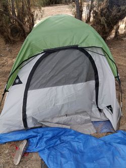 2 person tent like new