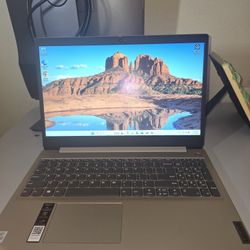 16" Touch Lenovo Laptop IdeaPad 3 12GB RAM 512 SSD Core i3-1005G1 Windows 11, OFFICE 365 activated