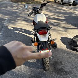 2023 Royal enfield Scram 411