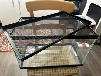 10 Gallon Tank (Terrarium & Aquarium) w Lid