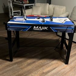 Game table 