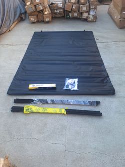 Chevy silvarado 1999/2014 vinyl soft roll up truck bed Tonneau cover
