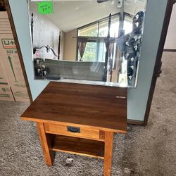 Mirror An Small Table 