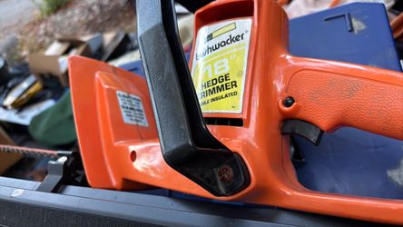 Bushwacker hedge trimmer