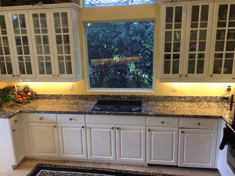 Jennair Electric Downdraft cooktop model JED8430BDB, 30 x 22 for Sale