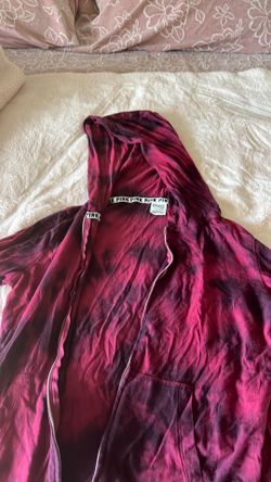 Light zip up size small