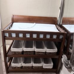 Baby Changing Table With Padding And Wick Baskets 