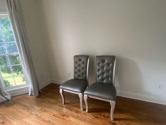 Dining chairs / accent chairs set of 2