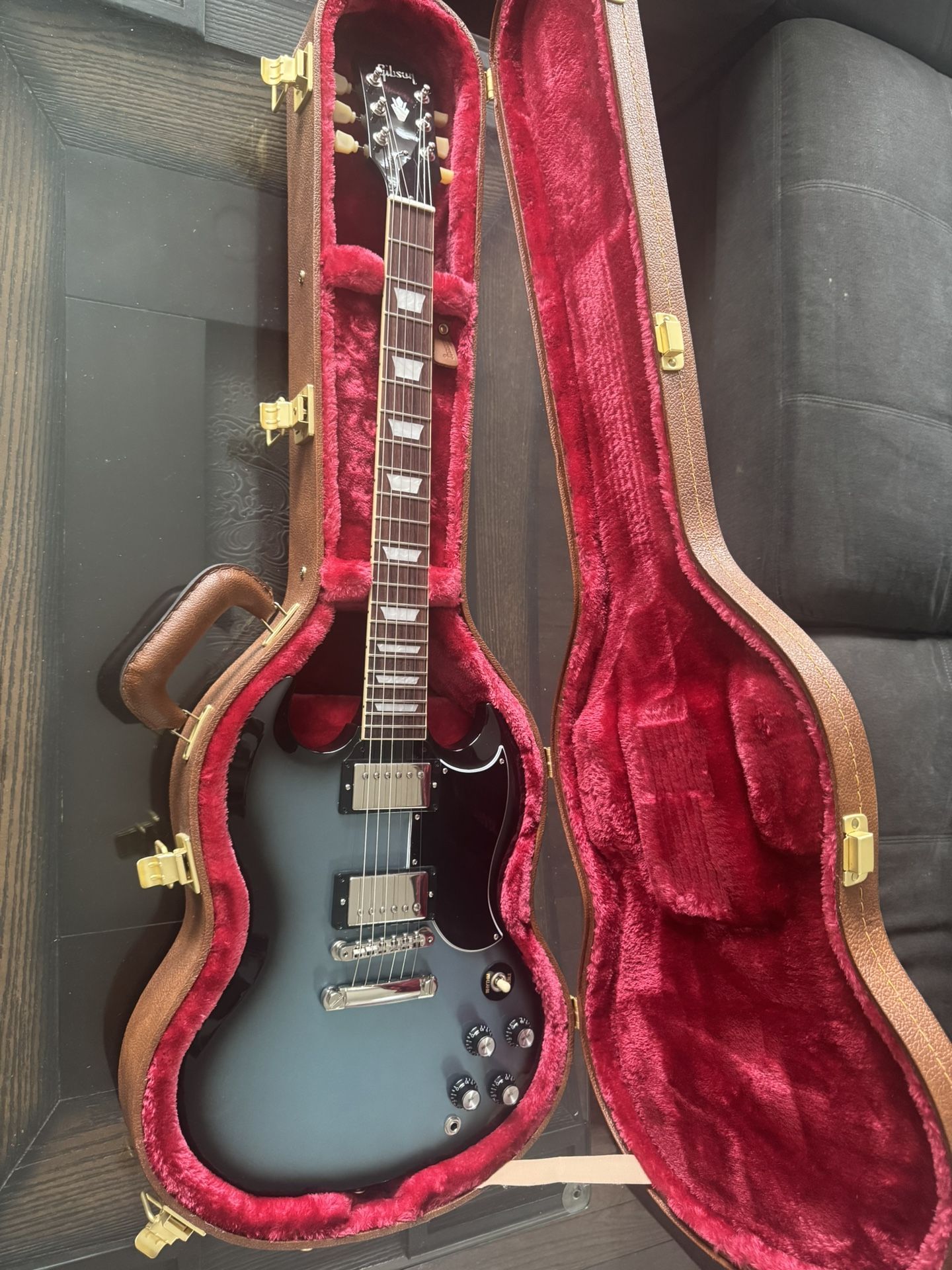 Gibson Sg