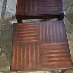 End Tables Mesas De Sala Para Los Laterales De Madera $160 OBO