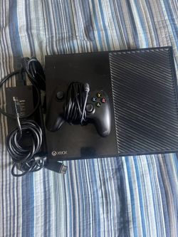 Xbox One With Controller