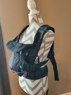 Infantino Flip 4-In-1 Convertible Baby Carrier