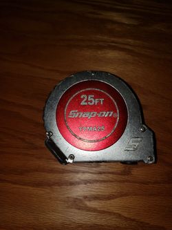 Snap on tape measure