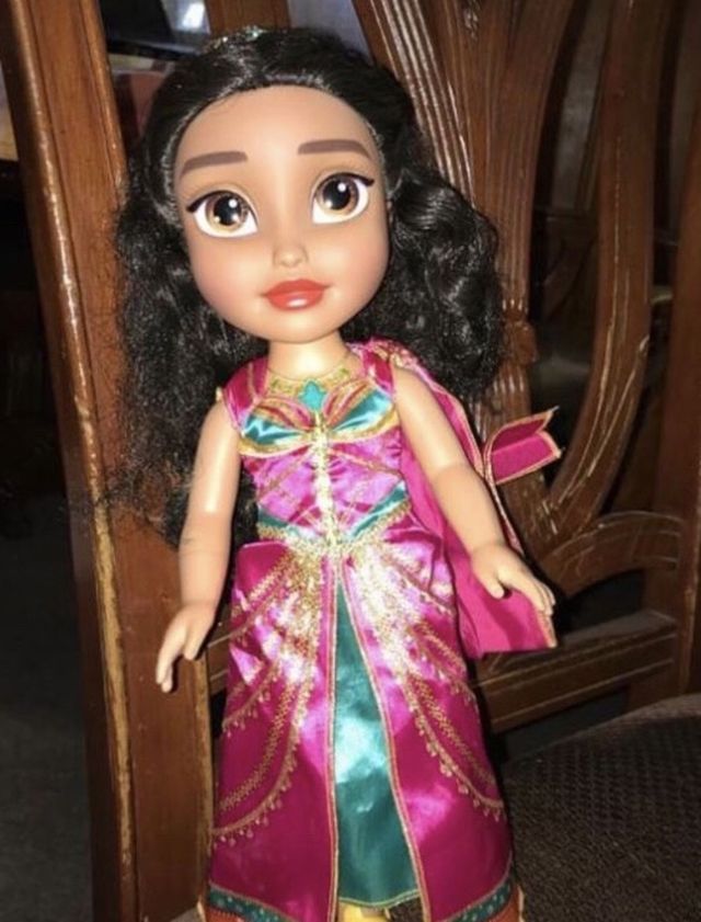 Disney Princess Aladin Live Action Jasmine 15” Doll