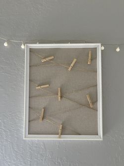 Frame Picture Holder