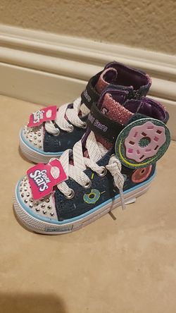 Size 5 Sketchers