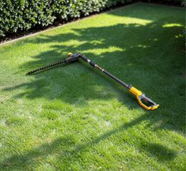 DEWALT
20V MAX 22 in. Cordless Pole Hedge Trimmer (Tool Only)
