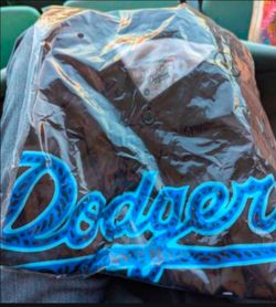 Los Angeles dodgers dia De Los Muertos Jersey Sga Size Medium (brand new in plastic)