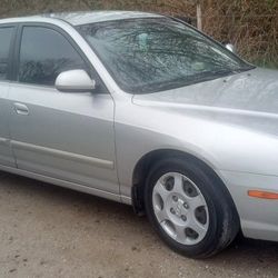 2003 Hyundai Elantra GLS