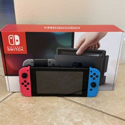 Nintendo Switch Console
